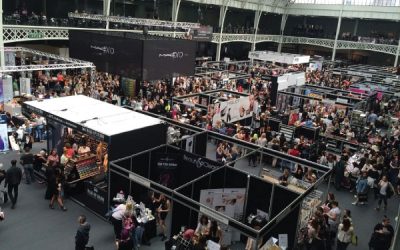 Top 10 Trade Show Booth Giveaway Ideas To Attract Attention