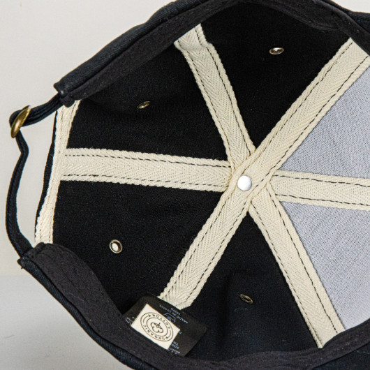 Essence Organic Cap Detail