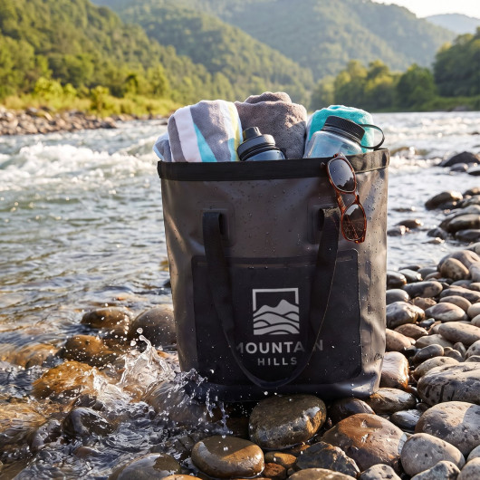 Frontier Bucket Bag Feature