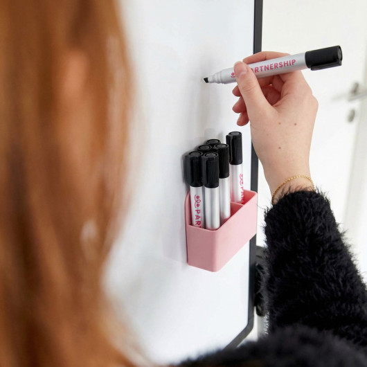Staedtler Lumocolor Whiteboard Marker - Chisel Tip Feature